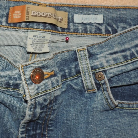 Old Navy - Just Below The Waist - Bootcut - Stretch Distressed Jeans - Picture 2 of 5